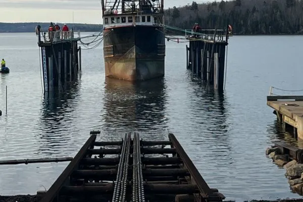 marine railway extracting a tall ship 